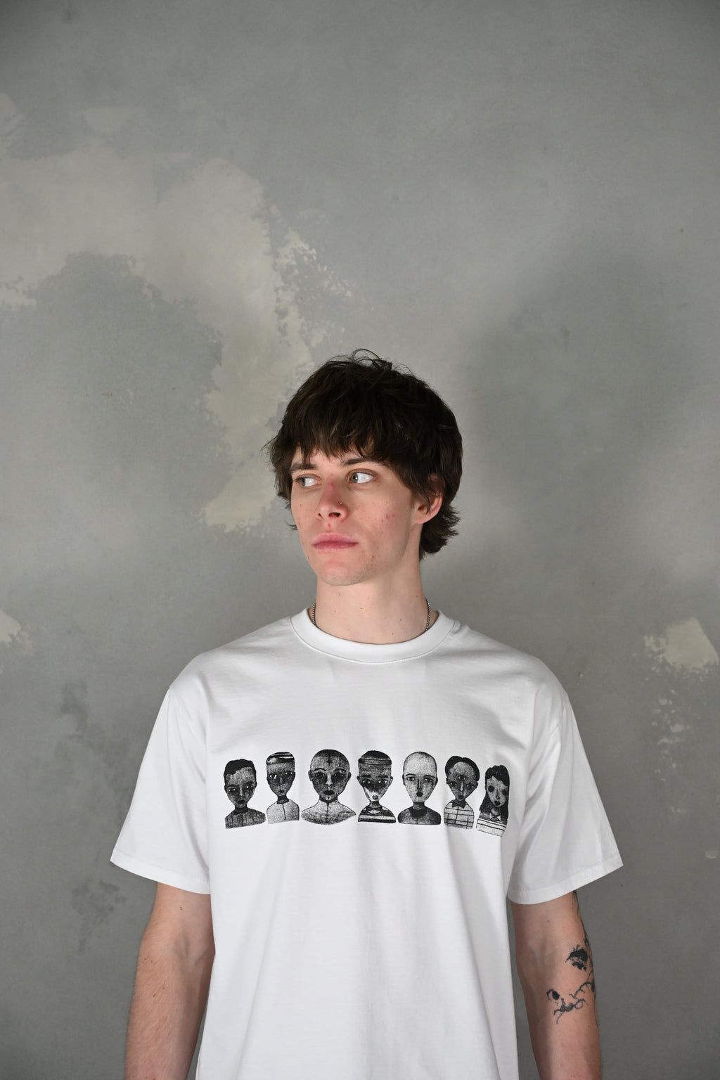 ,,Faces” T-shirt